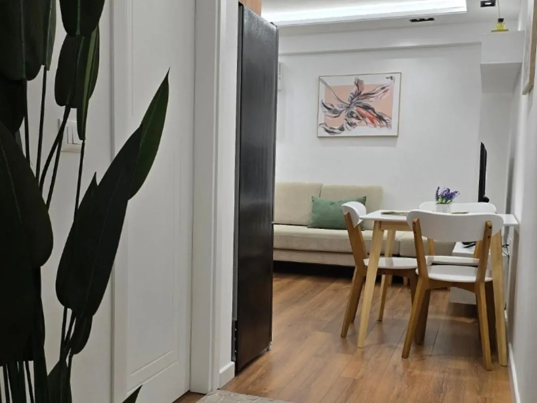 El-Xho 2 Apartament ティラナ 0*,
